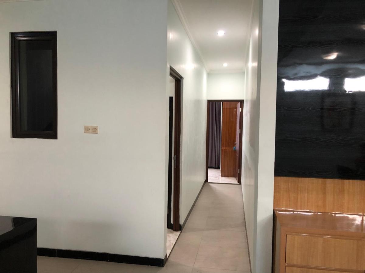 Bening Asri Guesthouse Tangerang Extérieur photo