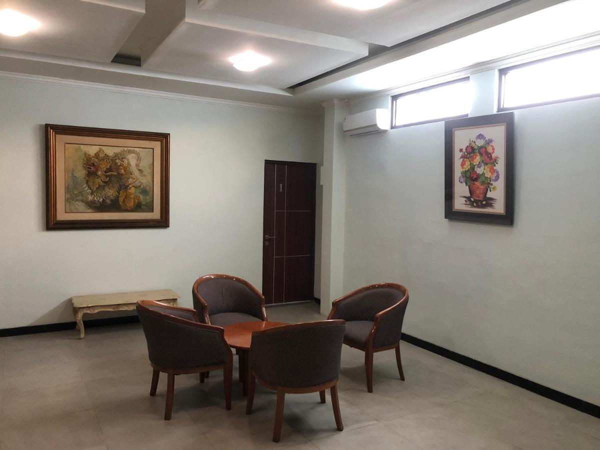Bening Asri Guesthouse Tangerang Extérieur photo