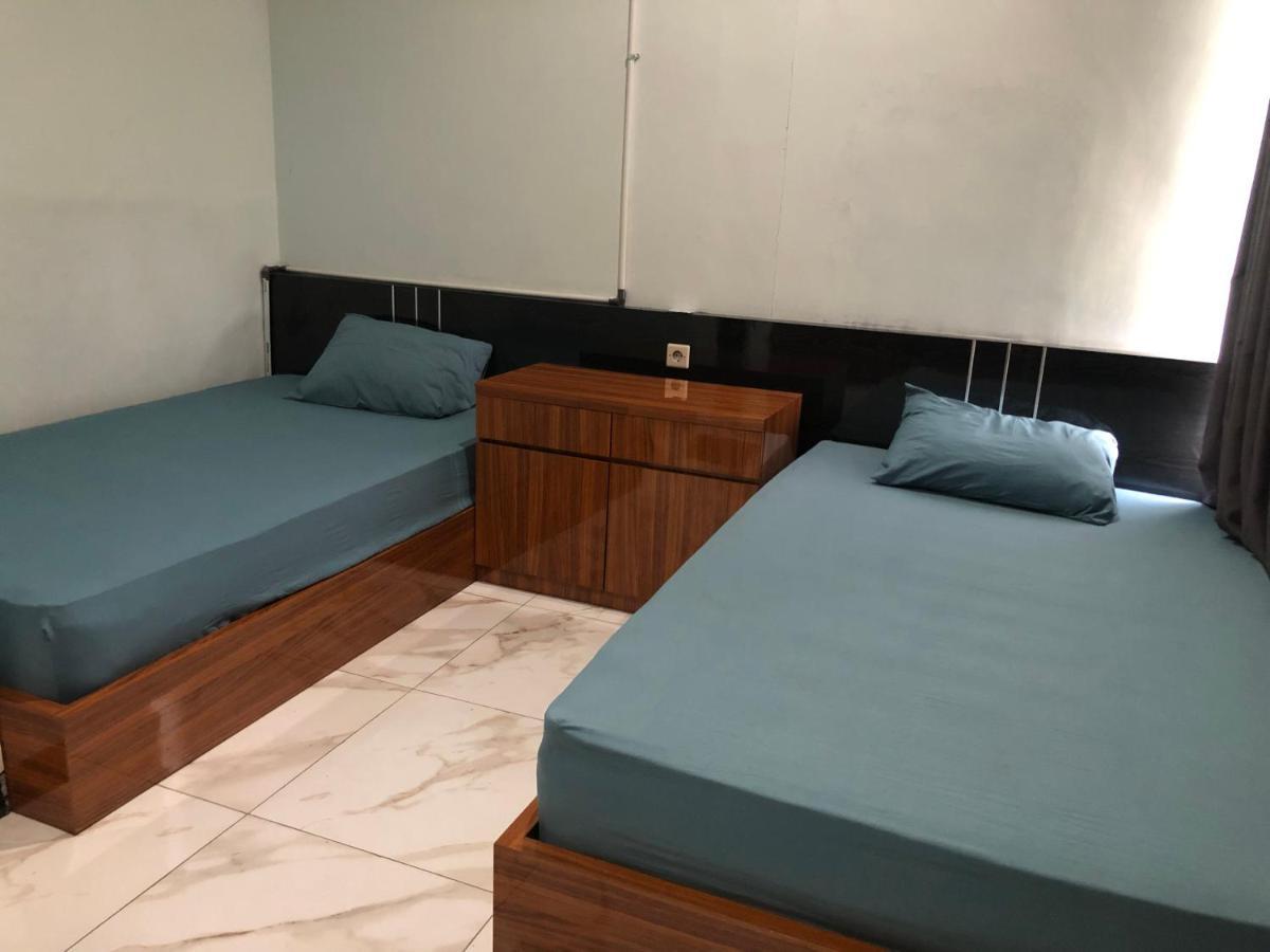 Bening Asri Guesthouse Tangerang Extérieur photo