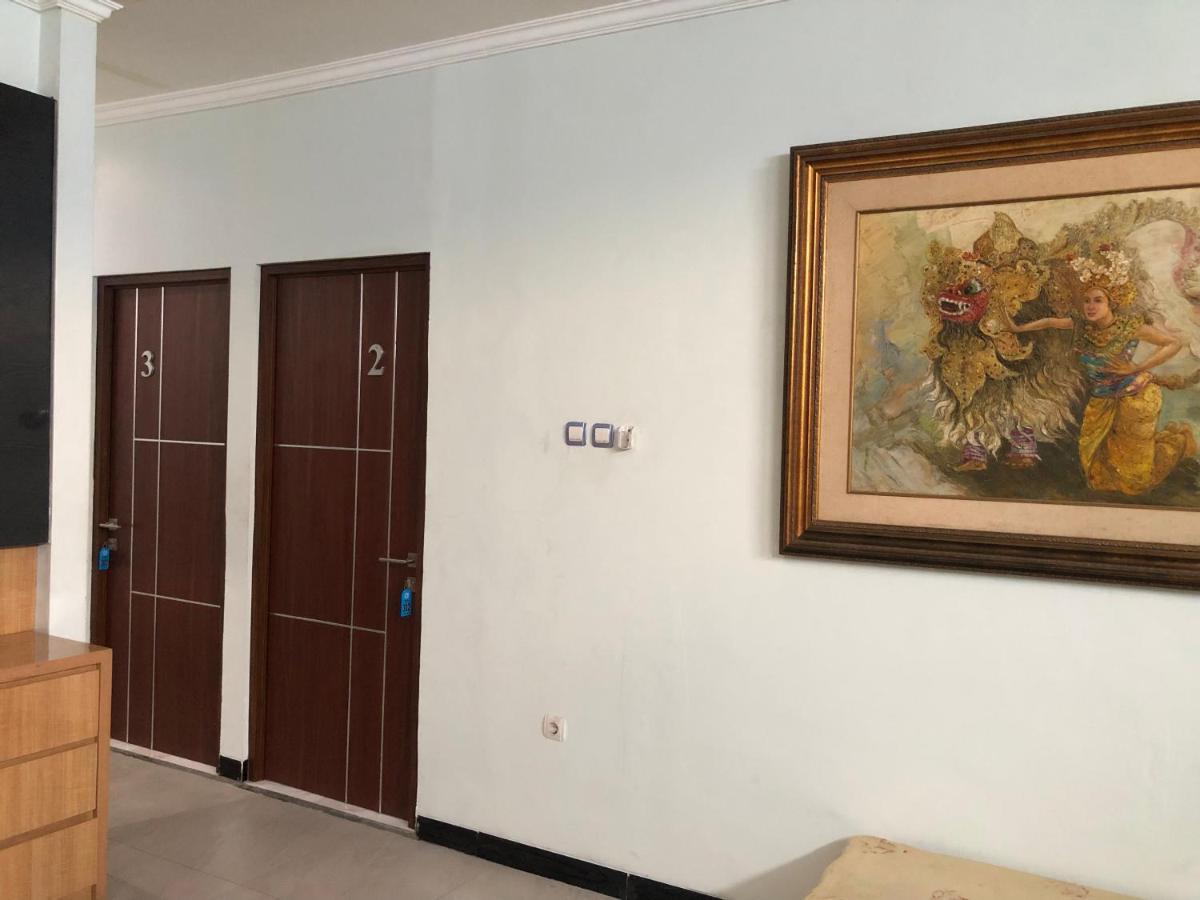 Bening Asri Guesthouse Tangerang Extérieur photo